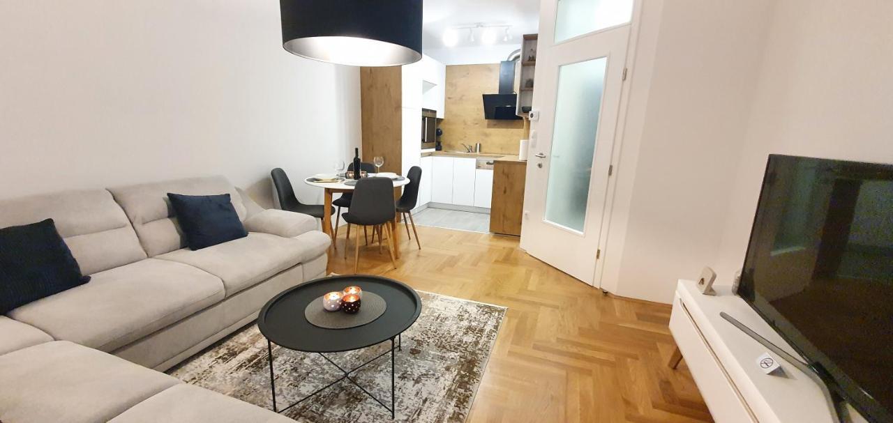 Ferienwohnung Atina Sarajevo Exterior foto
